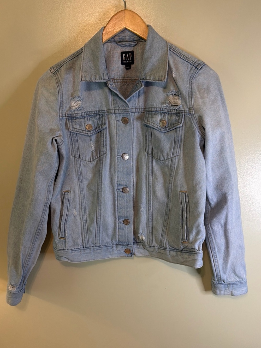 Women’s Distressed Denim Jean Jacket Light Blue Trucker Casual Gap Size S